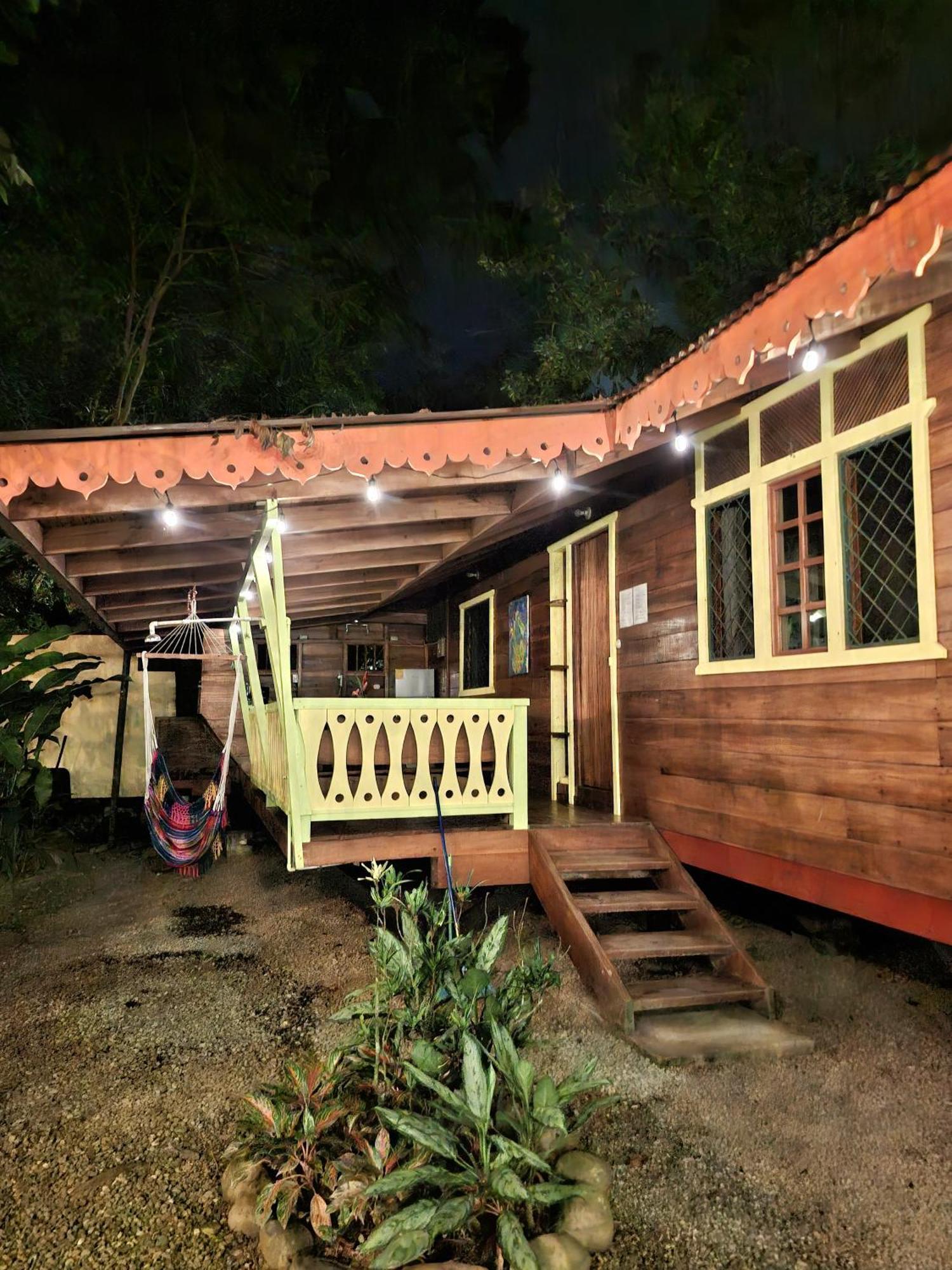 Villa El Jardin De Playa Negra Puerto Viejo de Talamanca Esterno foto